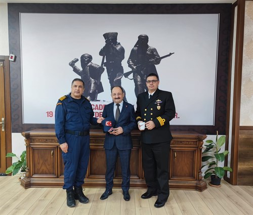 Sahil Güvenlik Komutanlığı Denetleme Başkanı Albay Selahattin ÖZER ve Doğu Akdeniz Grup Komutanı Binbaşı Onur EMİR Kaymakamımızı Ziyaret Etti