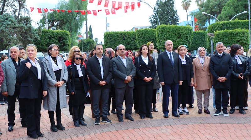 Dörtyol' da 25 Kasım Kadına Yönelik Şiddete Karşı Uluslararası Mücadele Günü Sessiz Yürüyüşü